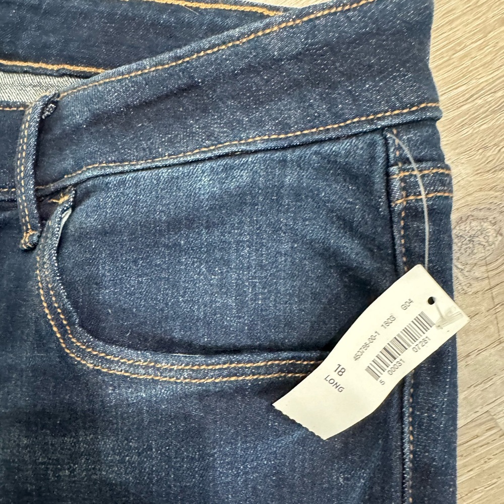Old Navy Women's Deep Indigo Rockstar Super Skinny Jeans - Picture 2 of 5